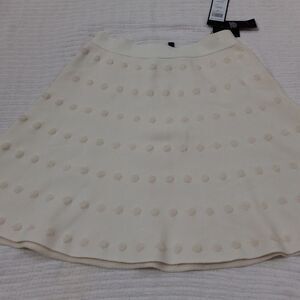 BCBG nwt skirt with textured dots